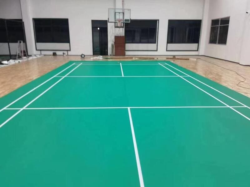 Gym serbaguna yang menggunakan lantai olahraga berbahan PVC